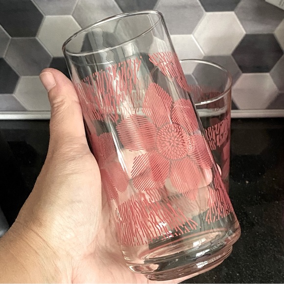 Libbey Drinkware Red Roses - Picture 3 of 5